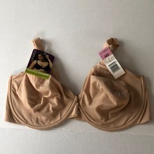 Curvation front closure bra NWT